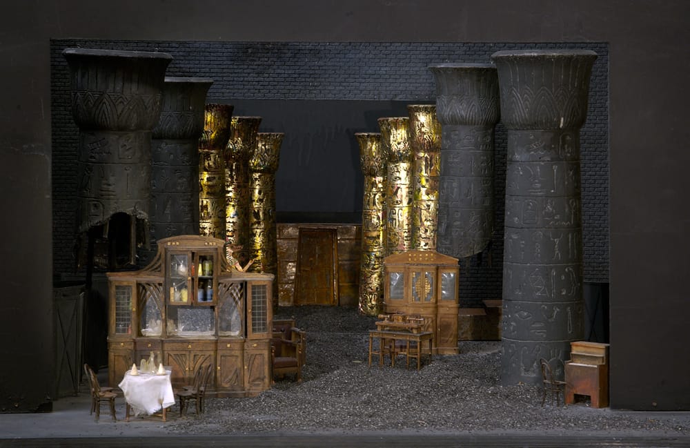 Макет к спектаклю «Собачье сердце» по М. Булгакову. 1986 г. МТЮЗ. Режиссер Г. Яновская