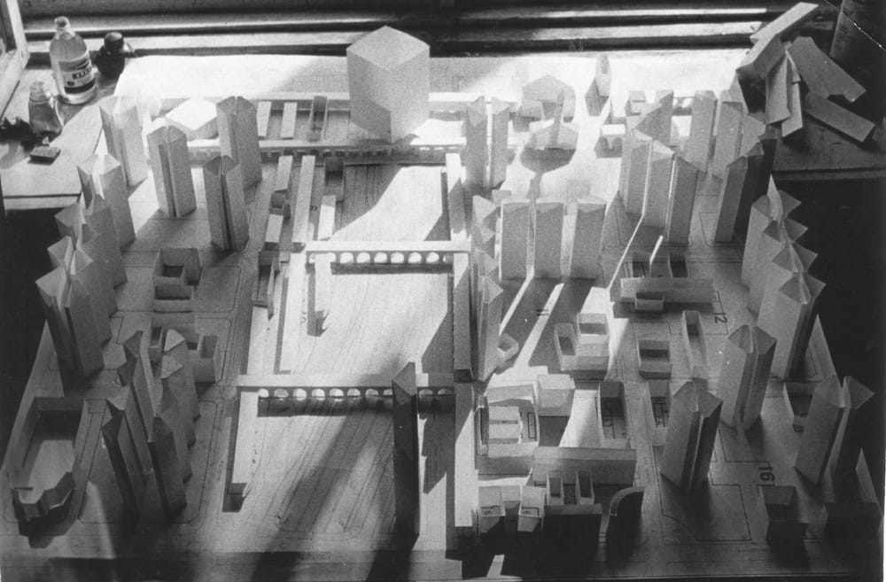 Проект квартала в Сант-Яго. Международный конкурс. Авторы: Е.Б.Новикова, С.М.Бархин, А.П.Гозак и др. Макет.
