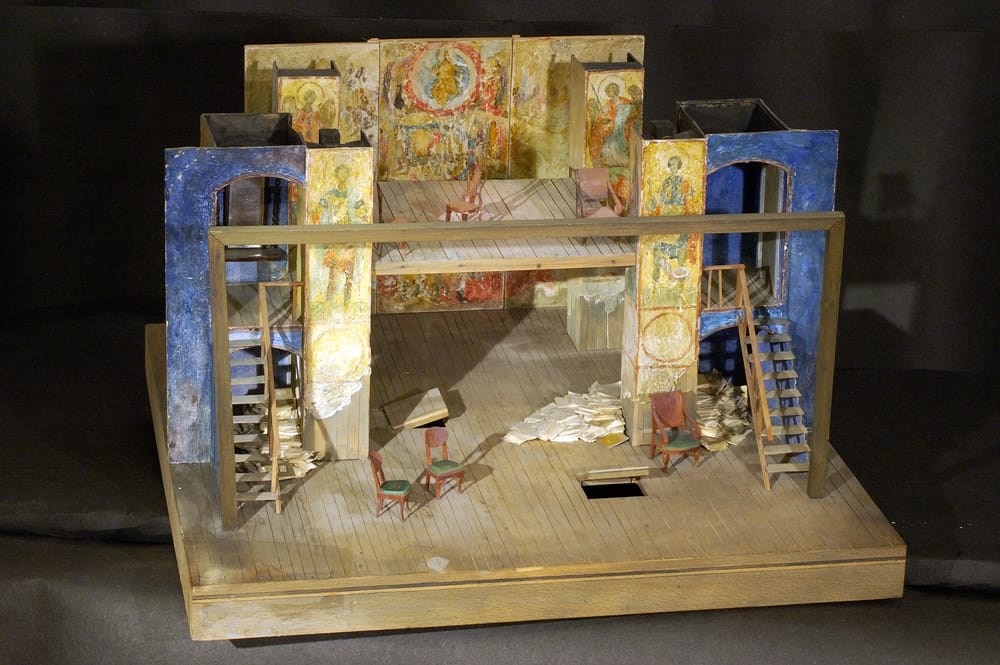 Макет к спектаклю А.Сухово-Кобылина «Дело», 1986 г., театр им. Станиславского. реж. В.Портнов. 500х500х280 мм.