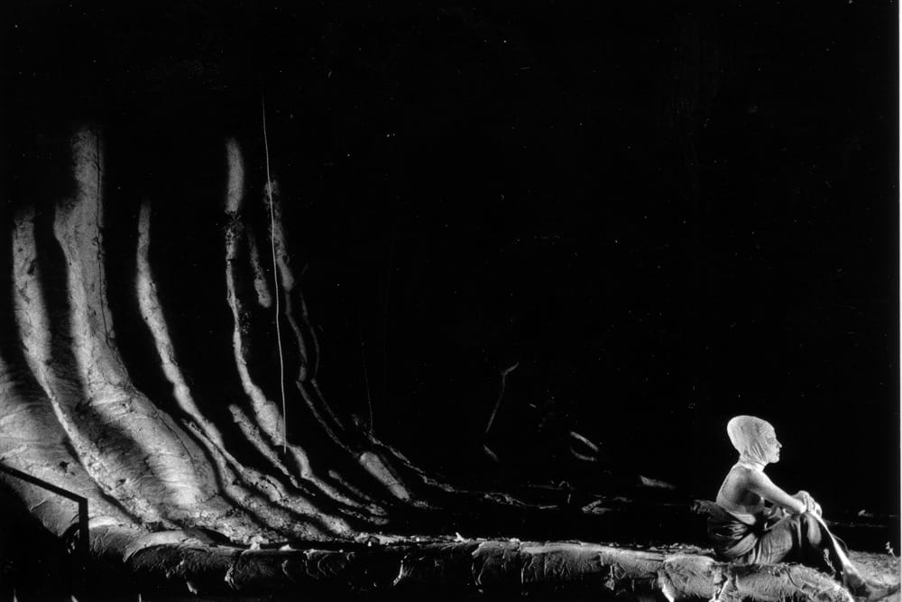 Сцены из спектакля «Макбет», У.Шекспир. 1997г. МТЮЗ, Муниципальный театр, Хельсинки. Режиссер К.Гинкас