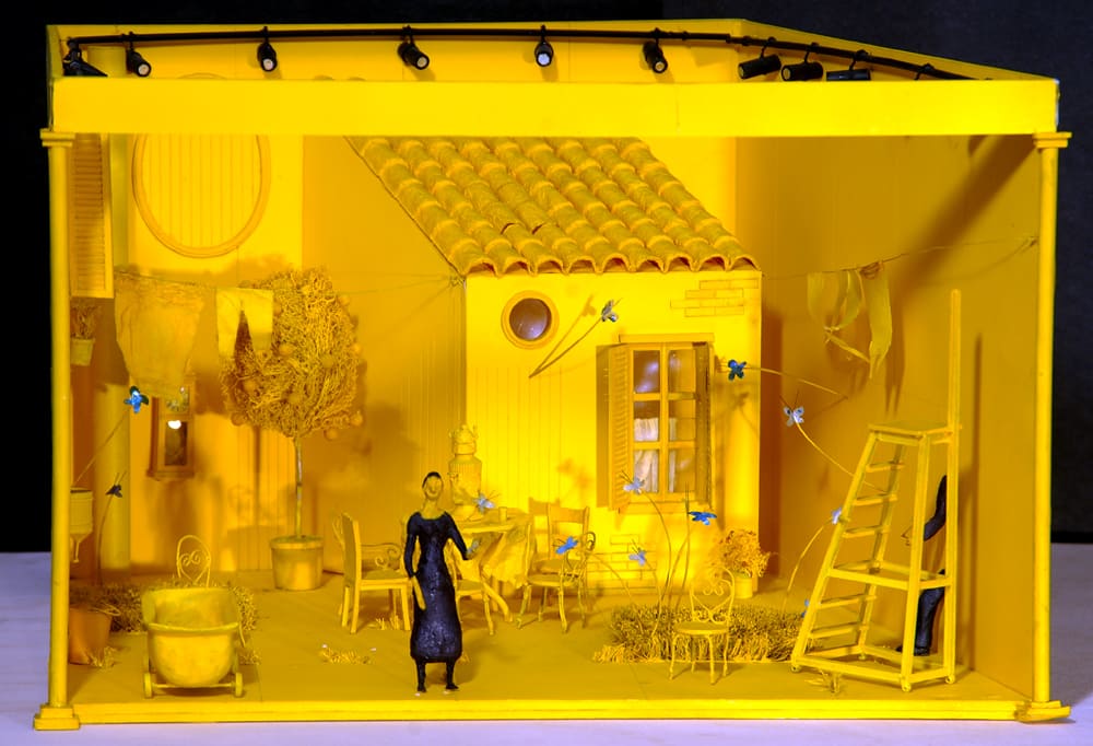 Макет к опере Е. Вольф-Феррари «Четыре грубияна», 2002 г., реж. М. Кисляров, Камерный музыкальный театр, Москва.