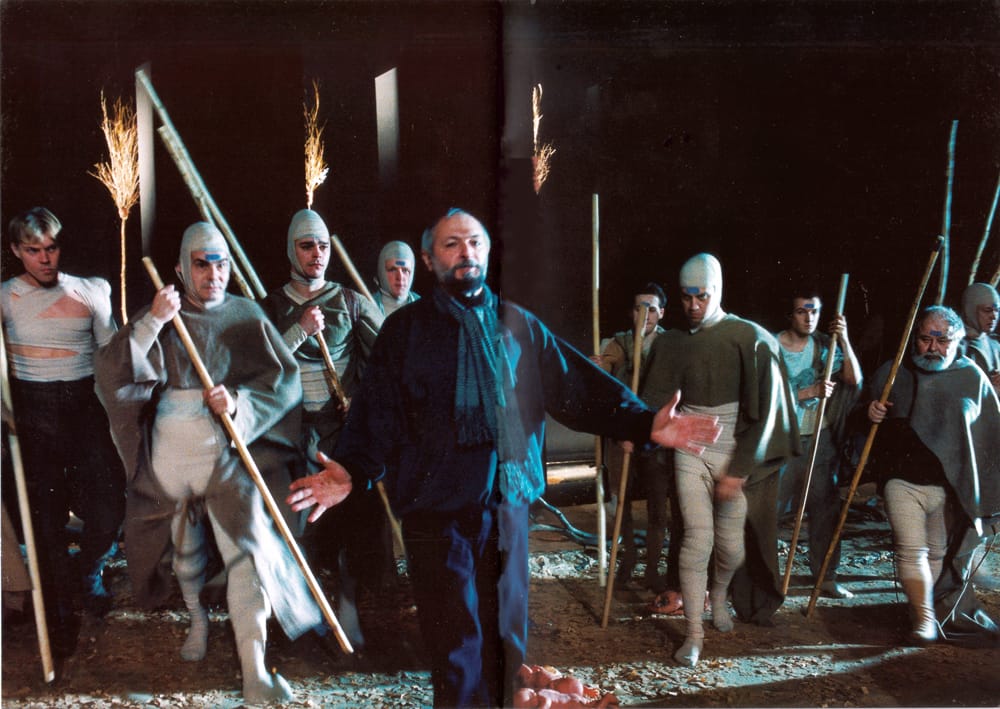 Сцены из спектакля «Макбет», У.Шекспир. 1997г. МТЮЗ, Муниципальный театр, Хельсинки. Режиссер К.Гинкас