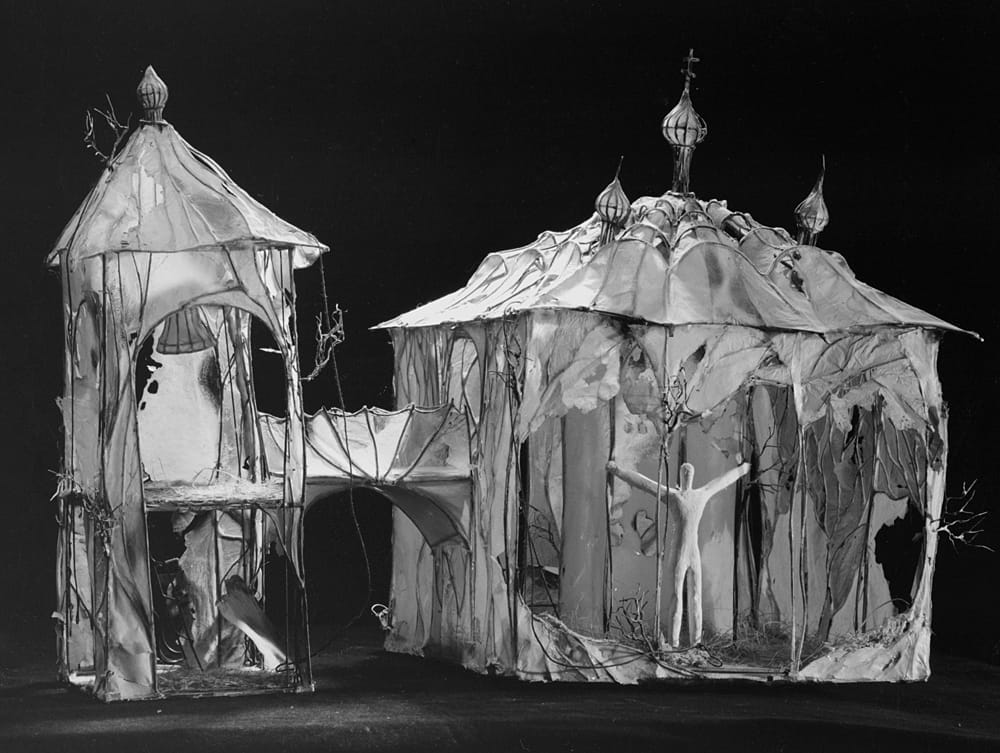 Макет к спектаклю «Прикосновение». Р. Ибрагимбекова, 1975 г. Литовский молодежный театр, Вильнюс, реж. Д.Тамулевичуте.