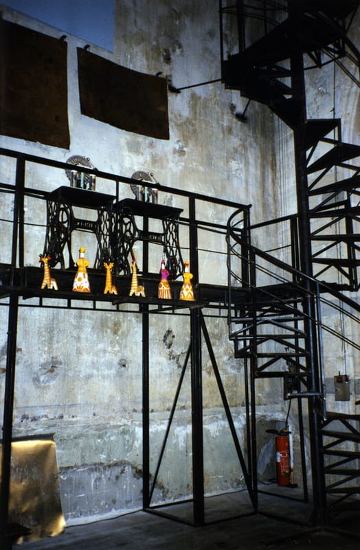 Сцены из спектакля «Гроза», А. Н. Островский. 1997г. МТЮЗ. Режиссер Г. Яновская